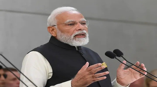 Cut in gas prices will make life easier for our sisters: PM