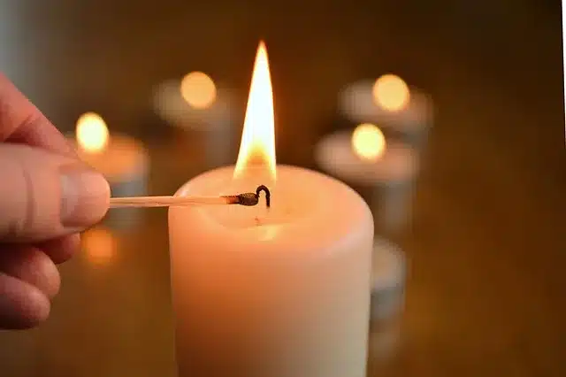 Motivational Story: Small candle
