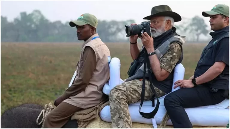 Prime Minister Modi enjoyed the jungle safari of Kaziranga.