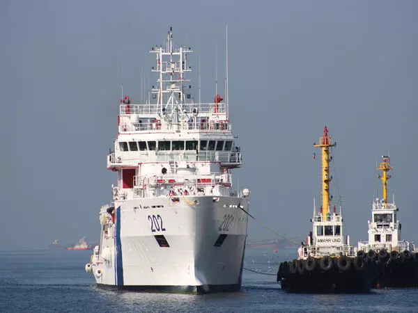 Indian Coast Guard Ship Samudra Pehredar begins her voyage to Manila Bay, Philippines